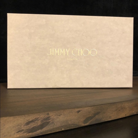 Beautiful Jimmy Choo Love Flat - Picture 7 of 16